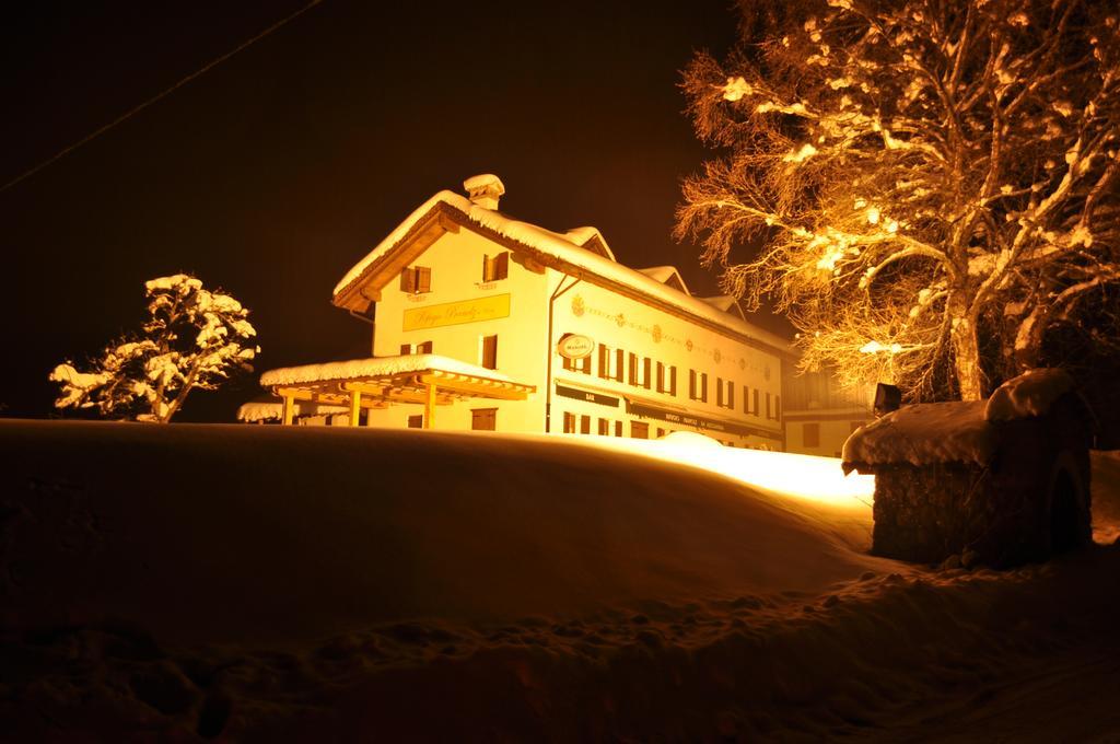 ホテル Rifugio Pranolz Trichiana エクステリア 写真